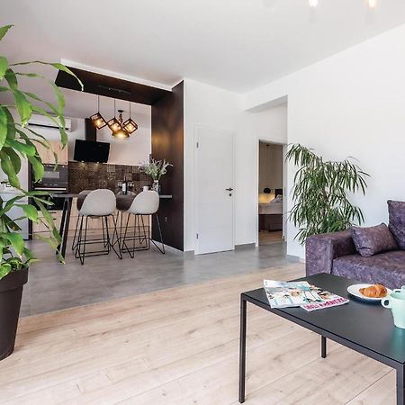 Lovely Home In Betina With Wifi Extérieur photo