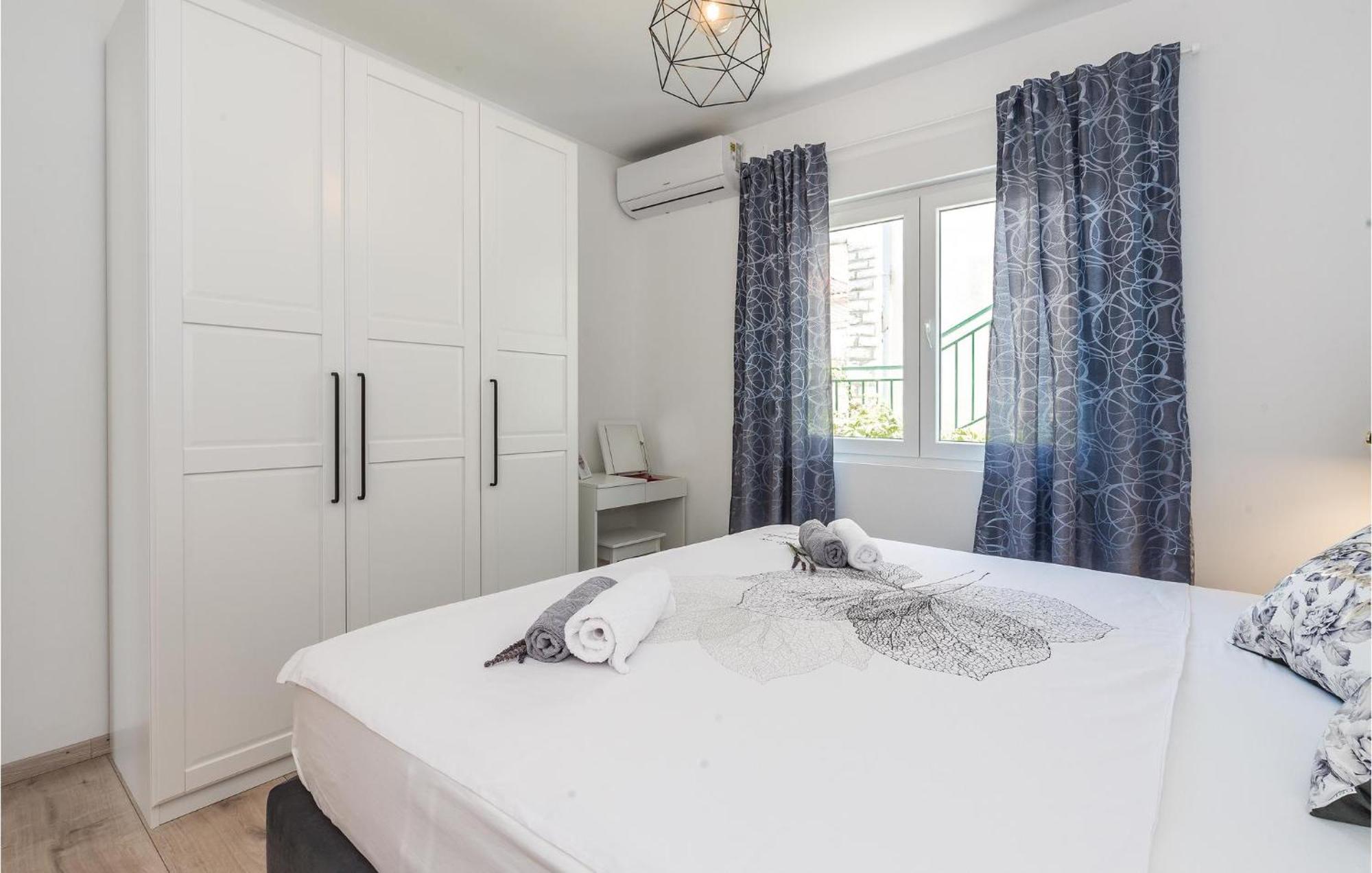 Lovely Home In Betina With Wifi Extérieur photo