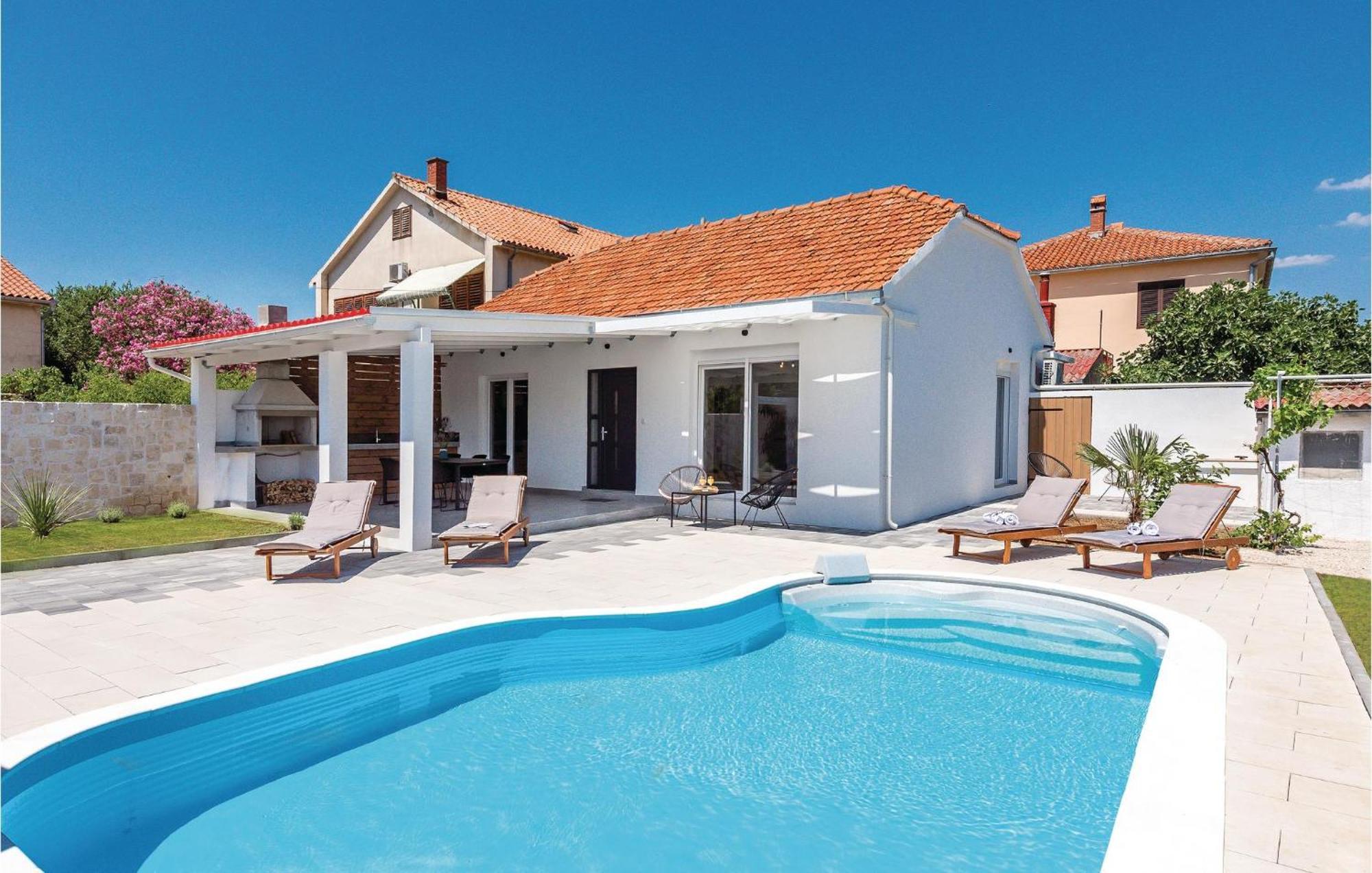 Lovely Home In Betina With Wifi Extérieur photo